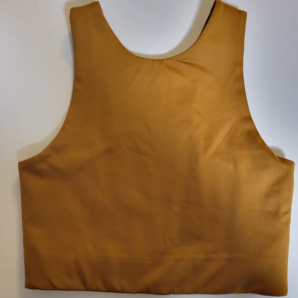 Discontinued Girlfriend Collective Dylan Bra. Size small. Color saddle.